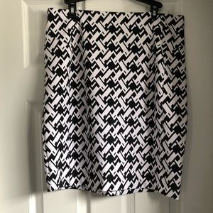 EUC NY&C size Lg skirt